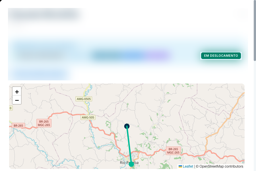 Tela da central BaseWay: chamado em deslocamento com o guincho no mapa